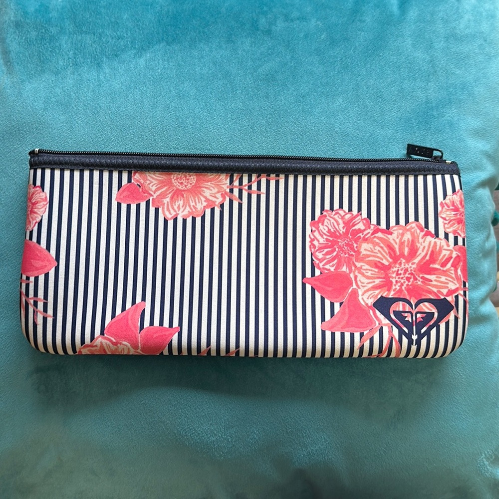 Roxy Neoprene Swimsuit Bag